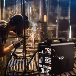 GOPLUS Poste à Souder, Soudage Electrique MIG 130 Tension 230V, Appareil De Soudage Professionnel, 30-120A Avec Masque Equipement De Soudage (Noir) -Soudure à larc Sales Store 60909034 5